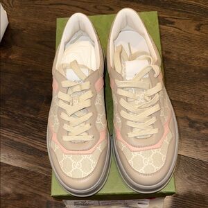 Gucci Beige & Pink Women's Low-Top Sneakers